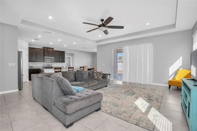 528 OCEAN SPRAY DRIVE, Ruskin, FL 33570