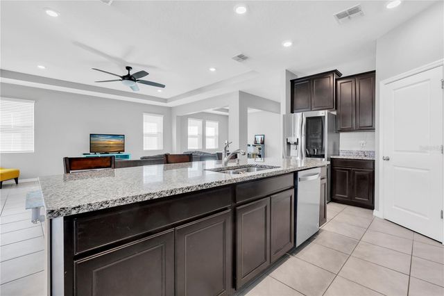 528 OCEAN SPRAY DRIVE, Ruskin, FL 33570