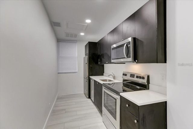 1862 6TH STREET, Sarasota, FL 34236