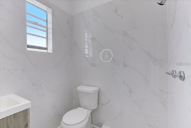 1862 6TH STREET, Sarasota, FL 34236