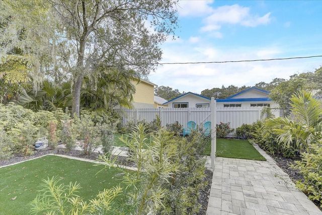 1862 6TH STREET, Sarasota, FL 34236