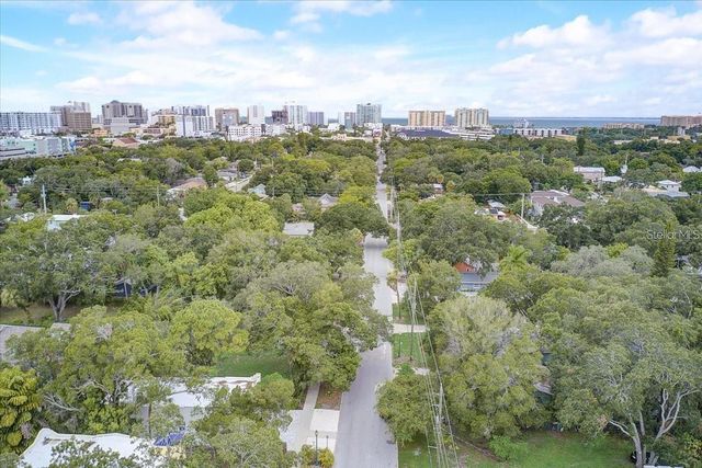 1862 6TH STREET, Sarasota, FL 34236