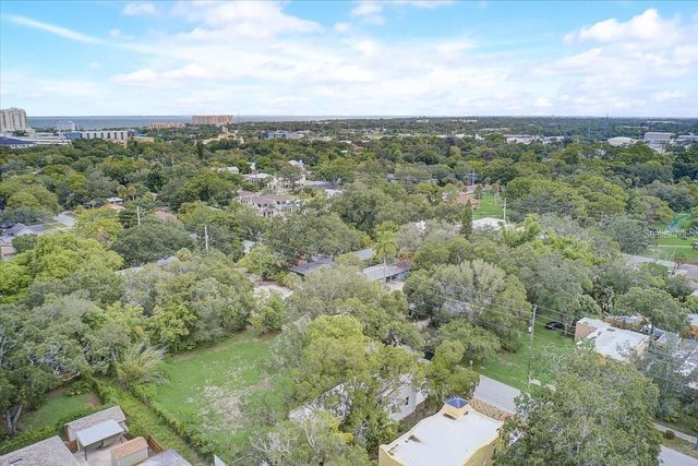 1862 6TH STREET, Sarasota, FL 34236