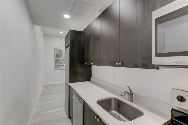 1862 6TH STREET, Sarasota, FL 34236