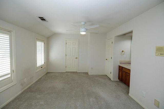 2708 Lake Front Ct, Modesto, CA 95355