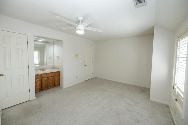 2708 Lake Front Ct, Modesto, CA 95355
