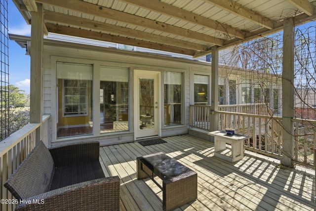 317 S Belvedere Drive, Hampstead, NC 28443