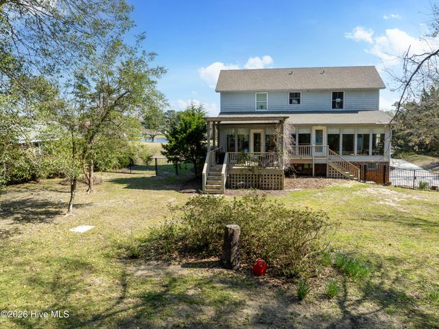 317 S Belvedere Drive, Hampstead, NC 28443