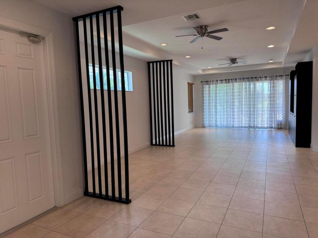 21045 SW Modena Way, Port St Lucie, FL 34986