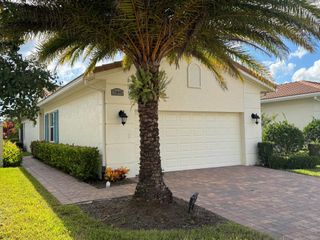 21045 SW Modena Way, Port St Lucie, FL 34986