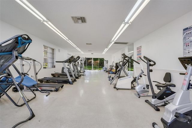 4502 N Federal Hwy 334D, Lighthouse Point, FL 33064