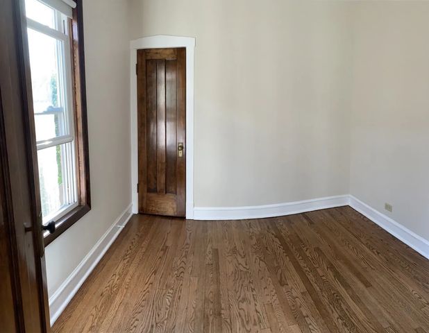 3708 N Whipple Street 2, Chicago, IL 60618
