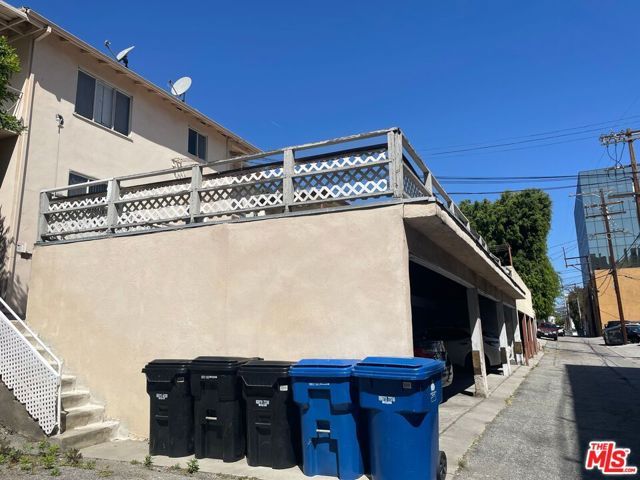 1252 Smithwood Drive, Los Angeles, CA 90035