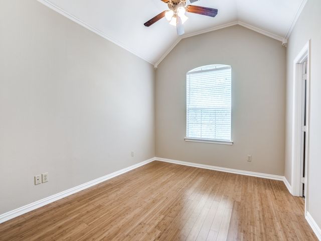 1402 Hampton Road, Grapevine, TX 76051