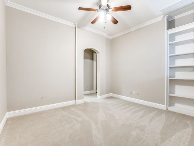 1402 Hampton Road, Grapevine, TX 76051