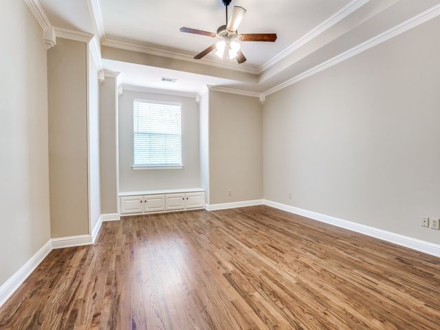1402 Hampton Road, Grapevine, TX 76051