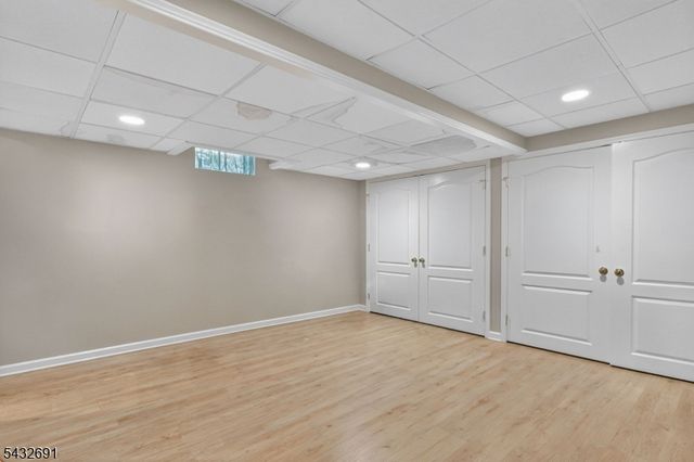18 Downingtown Ct, Warren Twp., NJ 07059