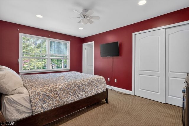 18 Downingtown Ct, Warren Twp., NJ 07059