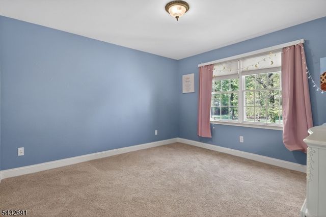 18 Downingtown Ct, Warren Twp., NJ 07059