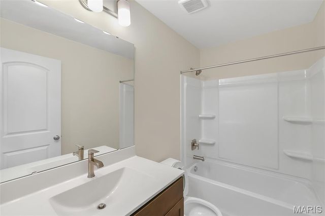 555 Edison Way, Wentzville, MO 63385