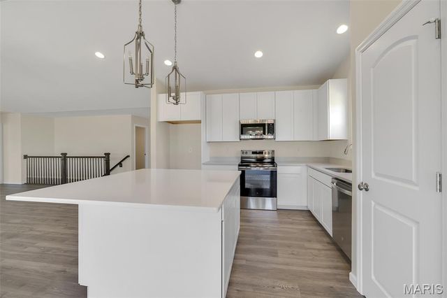 555 Edison Way, Wentzville, MO 63385