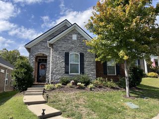 2881 Whitebirch Dr, Hermitage, TN 37076