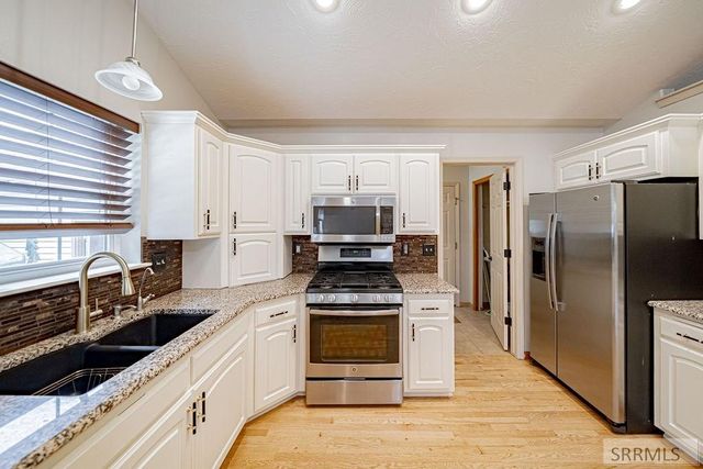 3803 Woodhaven Lane, Idaho Falls, ID 83404