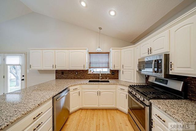 3803 Woodhaven Lane, Idaho Falls, ID 83404
