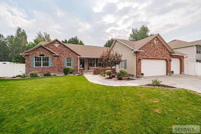 3803 Woodhaven Lane, Idaho Falls, ID 83404