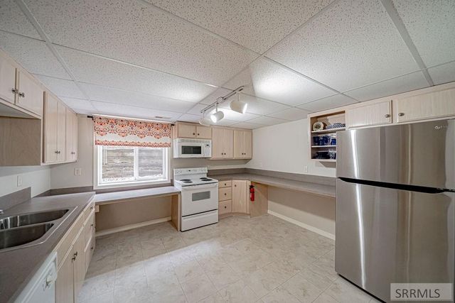 3803 Woodhaven Lane, Idaho Falls, ID 83404