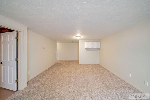 3803 Woodhaven Lane, Idaho Falls, ID 83404