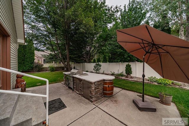 3803 Woodhaven Lane, Idaho Falls, ID 83404