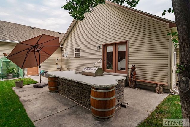 3803 Woodhaven Lane, Idaho Falls, ID 83404