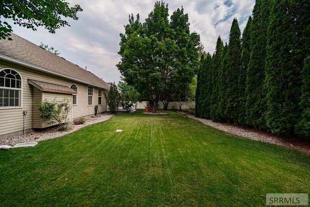 3803 Woodhaven Lane, Idaho Falls, ID 83404