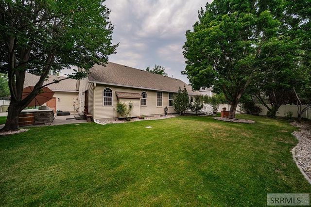 3803 Woodhaven Lane, Idaho Falls, ID 83404