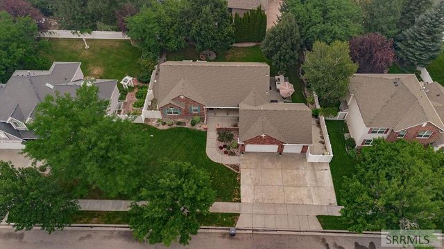3803 Woodhaven Lane, Idaho Falls, ID 83404