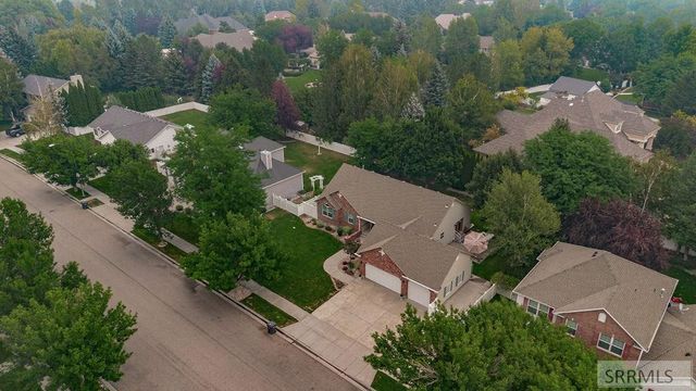 3803 Woodhaven Lane, Idaho Falls, ID 83404