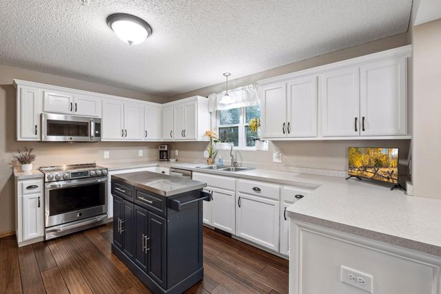 6710 98th Street S, Cottage Grove, MN 55016