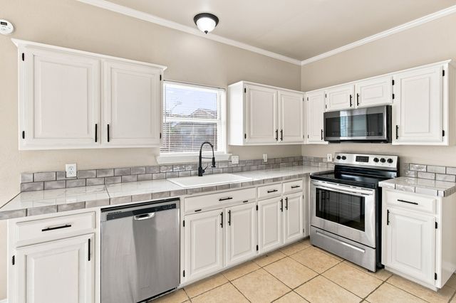 11059 Fandor Street, Fort Worth, TX 76108