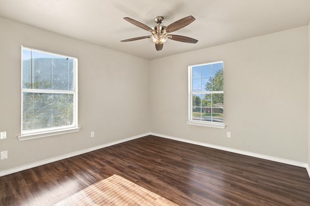 11059 Fandor Street, Fort Worth, TX 76108