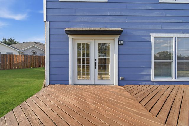 11059 Fandor Street, Fort Worth, TX 76108