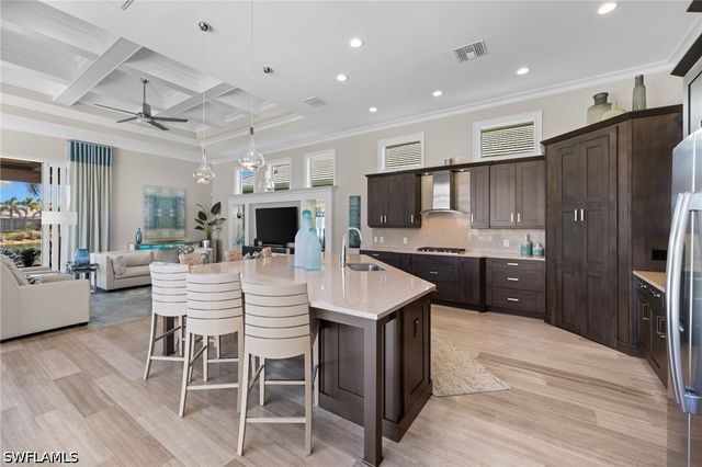 6380 Lyford Isle DR, Naples, FL 34113
