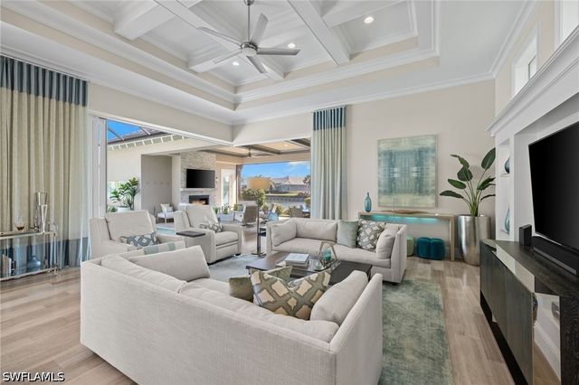 6380 Lyford Isle DR, Naples, FL 34113