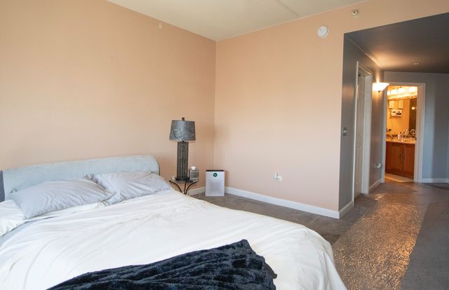 77 N Wolf Road N 509, Northlake, IL 60164