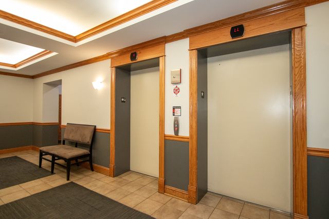 77 N Wolf Road N 509, Northlake, IL 60164