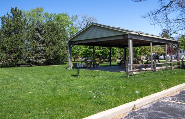 77 N Wolf Road N 509, Northlake, IL 60164