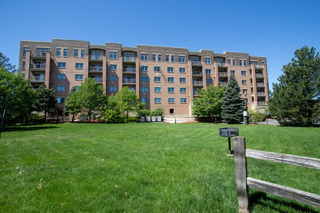 77 N Wolf Road N 509, Northlake, IL 60164