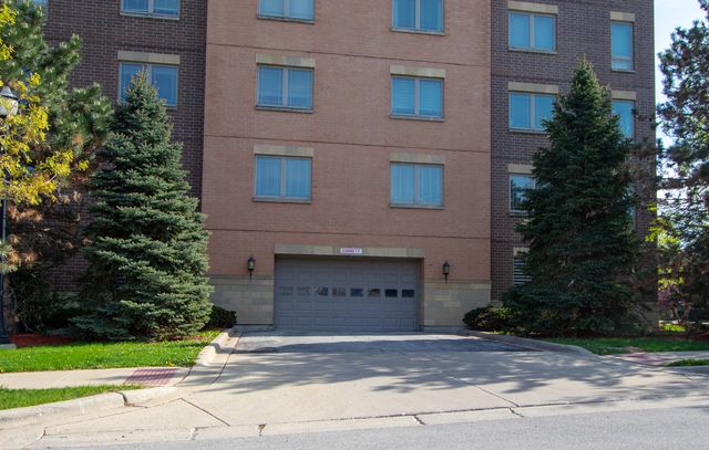 77 N Wolf Road N 509, Northlake, IL 60164