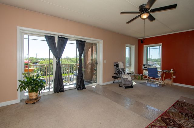 77 N Wolf Road N 509, Northlake, IL 60164