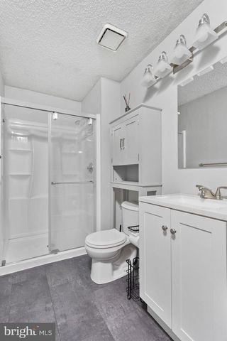 55 MULBERRY CT, Hamilton, NJ 08619